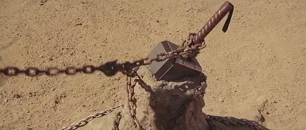 美国队长 彩蛋，黑豹最后一个彩蛋什么意思（看，怎能不扒光漫威所有彩蛋）