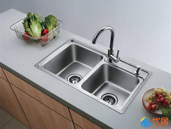 五洁粉都能擦什么，五洁粉对身体有害吗（不锈钢水槽这样清洁和保养）