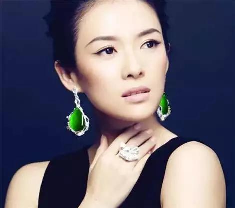 红刚玉的功效与作用，绿刚玉的功效与作用（女人一生要学这7种宝石）