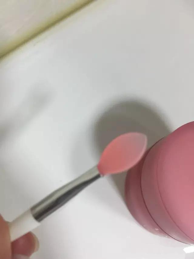 唇膜可以天天用吗，唇膜为什么只能晚上用（兰芝唇膜-祛死皮，淡化唇纹）