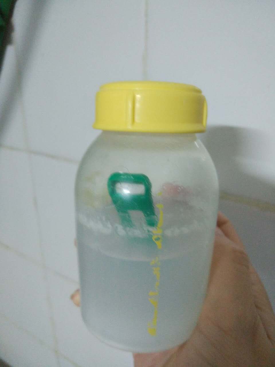 泡泡水怎么做，泡泡水怎么做简单吹得又大不易破（让你的孩子吹出超级大泡泡）