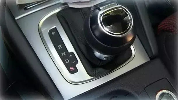 空档是什么意思(停车为啥要挂空挡)