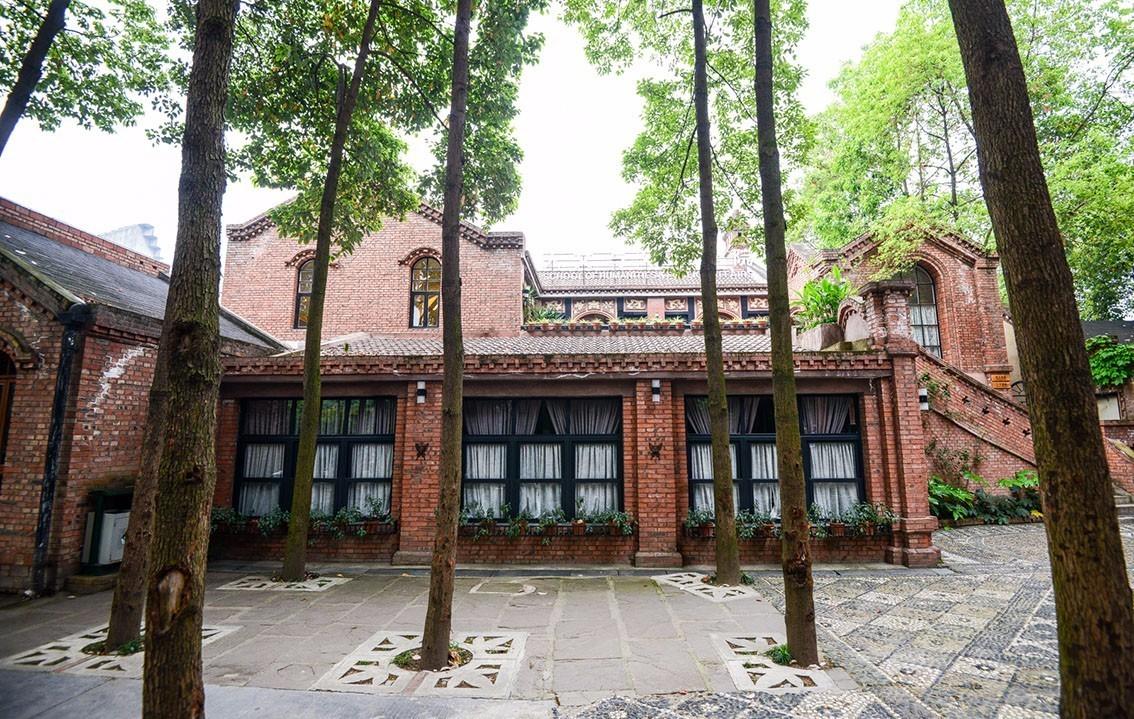 标榜职业技术学院(国际标榜职业学校)