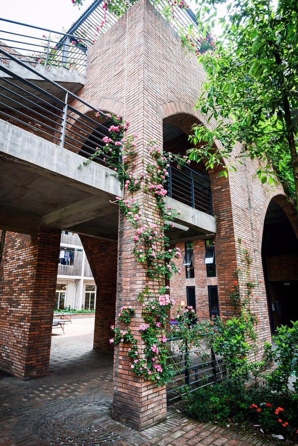 标榜职业技术学院(国际标榜职业学校)
