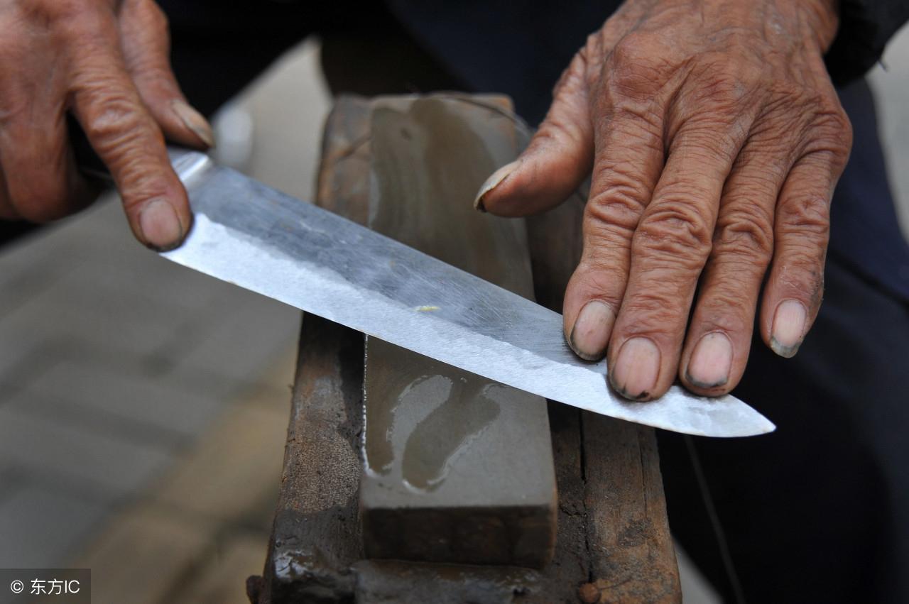 家电维修广告叫卖 磨剪子嘞戗菜刀：穿越时空的叫卖声