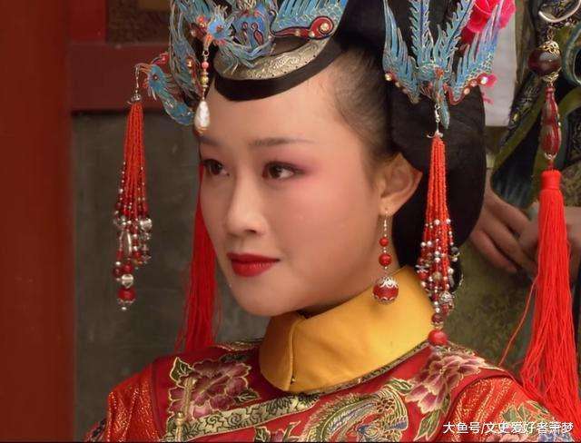 已经改名为钮祜禄玉隐的浣碧,虽与梦氏同为果郡王允礼的侧福晋,但却