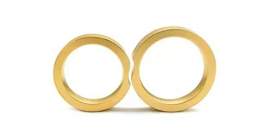 戴比尔斯什么档次，戴比尔斯什么档次的床用（剁手 ， 你买的起的明星婚戒）