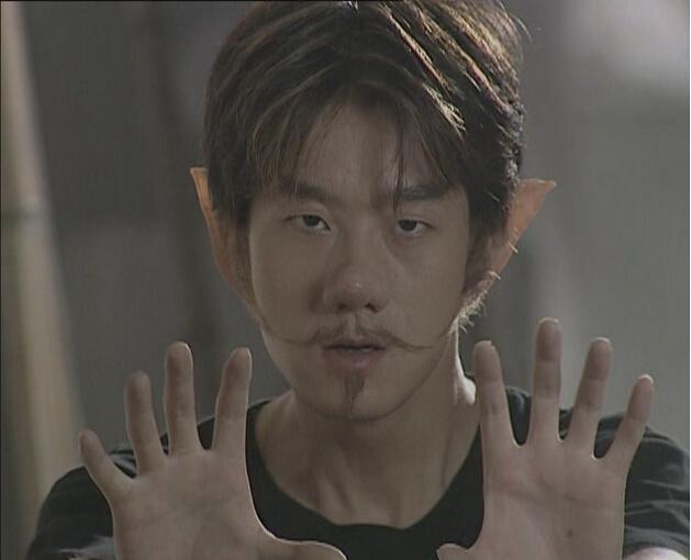 电视剧宝莲灯前传中哮天犬的扮演者是谁,宝莲灯里的哮天犬演员(他是