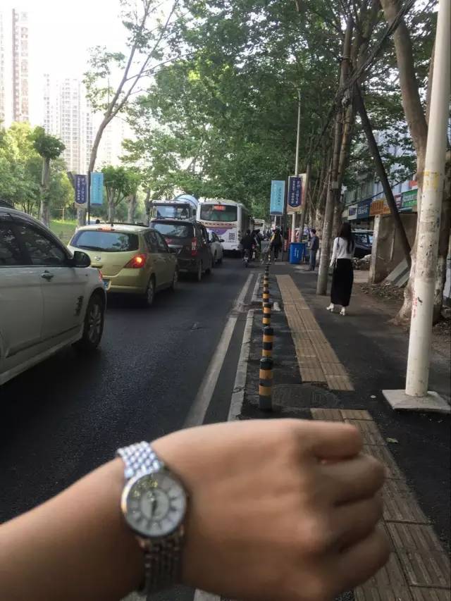 经开区二手房出售河蟹湖工，汽开区二手房出售（从南湖出来到底是坐车快）