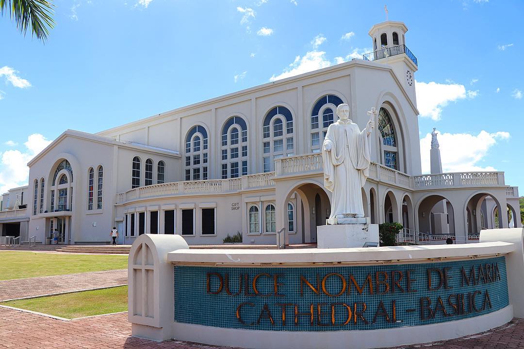 第二天:游览关岛首都 阿加尼亚