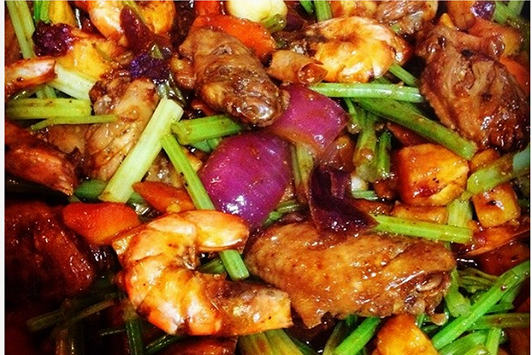 黄记煌焖锅正宗做法，黄记煌三汁焖锅