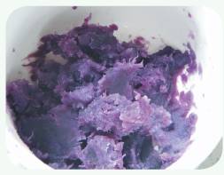 山药芝麻饼，山药芝麻饼热量（辅食课堂山药紫薯芝麻饼）