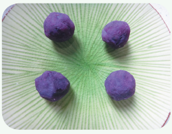 山药芝麻饼，山药芝麻饼热量（辅食课堂山药紫薯芝麻饼）