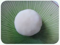 山药芝麻饼，山药芝麻饼热量（辅食课堂山药紫薯芝麻饼）