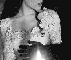 低温蜡烛是干什么用的，低温蜡烛是什么意思（科普，用蜡烛调情）