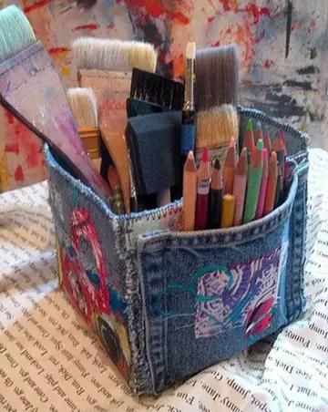 怎么做手工笔盒，手工做笔盒简单（用纸盒和卫生纸纸筒改造——多功能笔筒收纳盒、文具盒）