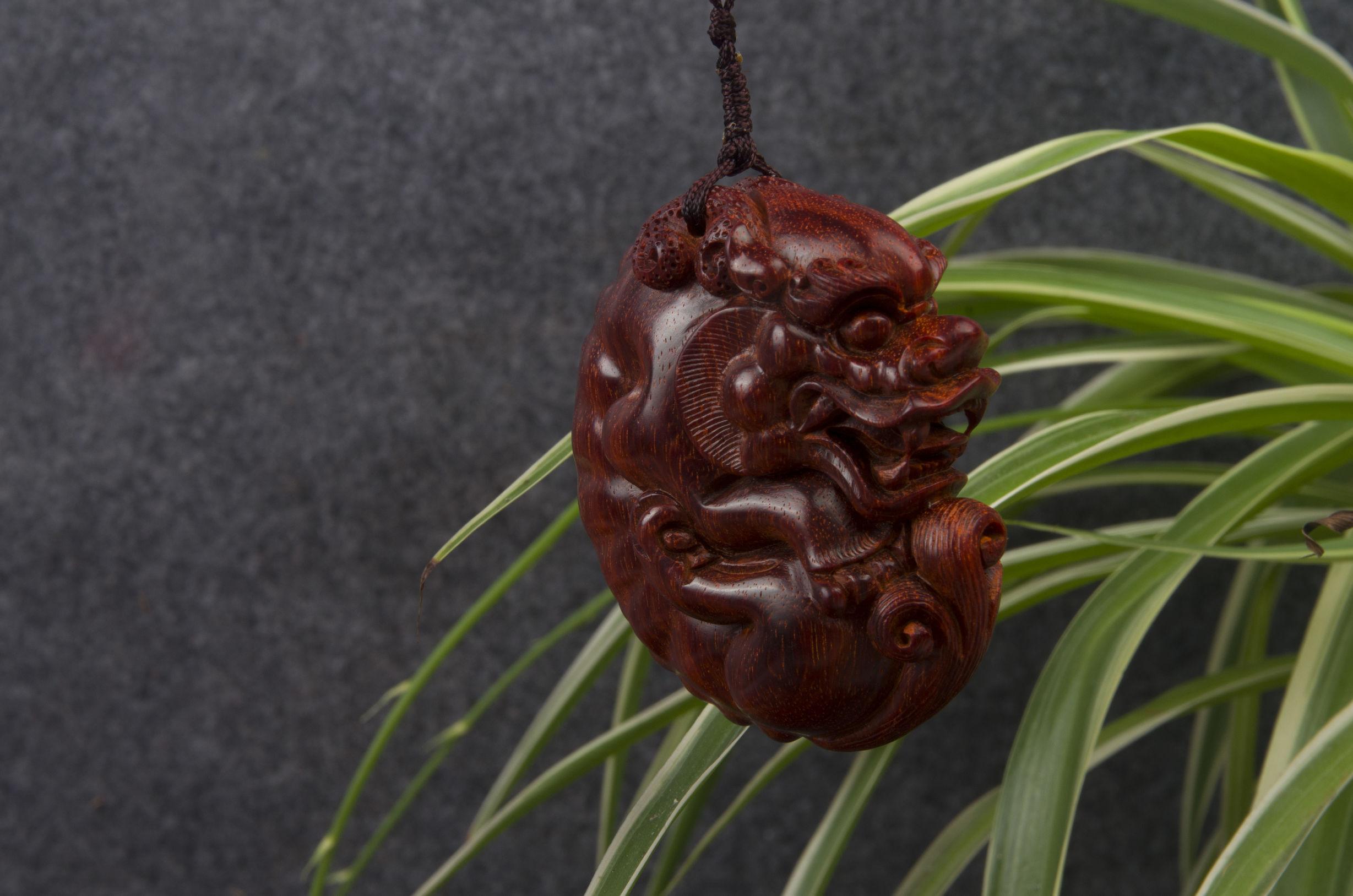 貔貅手链的寓意，黄金貔貅手链的寓意（紫檀貔貅挂件：寓意明了）