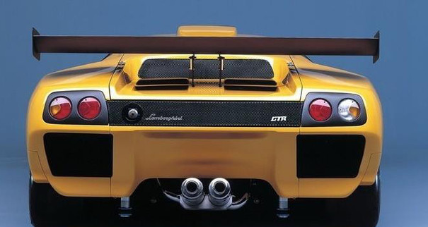 车上蓝牙的英文怎么写，车上的蓝牙的英文（那些常见的汽车合法改装）