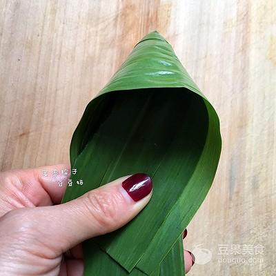 蜜枣粽子——手把手教你粽子包法，蜜枣粽怎么包（蜜枣粽子的做法）