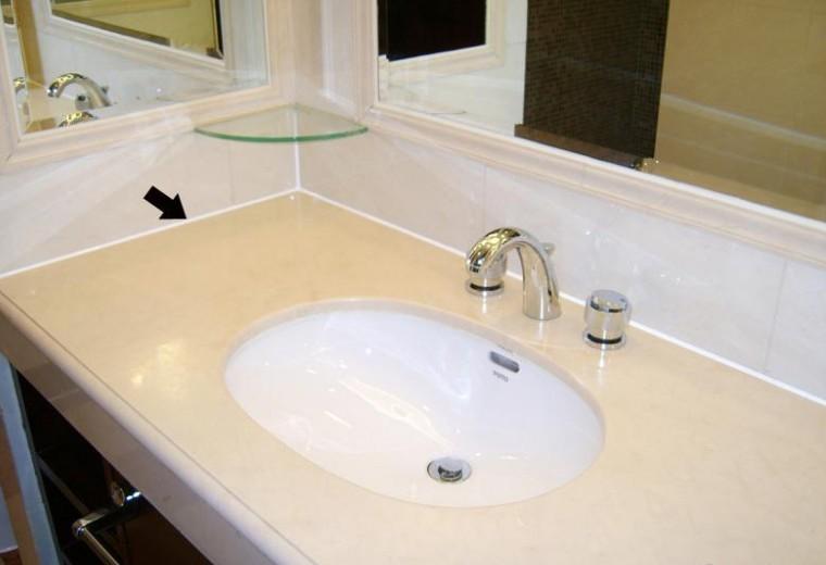 玻璃胶用什么洗，玻璃胶用什么可以洗掉（去除玻璃胶小窍门）