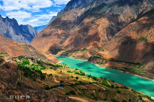 泸沽湖三日游住哪里比较好,泸沽湖三日游住哪里比较好呢(丽江,宝山