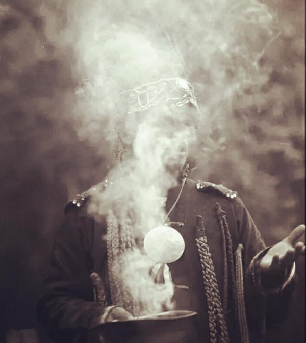 萨满宗教的起源，萨满教的起源与传承（草原上古老而神秘的萨满宗教）