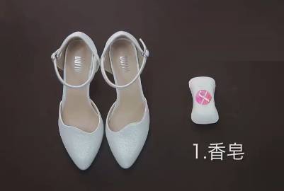 凉鞋磨脚怎么办，凉鞋磨脚怎么办小妙招吹风机（以下五个办法帮你1分钟搞定）