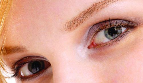 眼皮跳测吉兆最新，看看不同时辰眼皮跳有什么预测