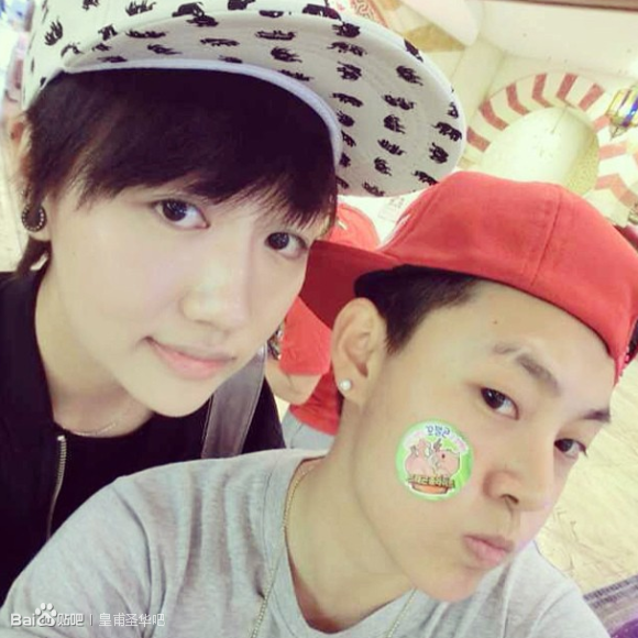 mcc红人馆官网，陈星如韩火火（开扒助理华若言曾是MCC十八线网红）