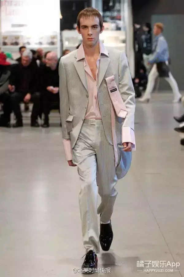 GD  权志龙头像啊～微信，GD  权志龙头像啊～（权志龙的驾驶证上居然是个英国男孩的头像）