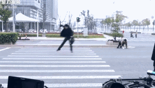 exm是什么意思，exm什么意思中文（电视剧中的车祸戏都是咋拍的）