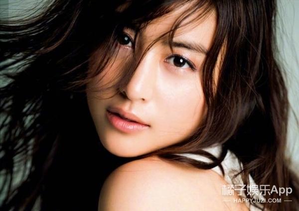 豆沙红是什么颜色，适合50岁女人用的口红（可能我以前认识的是假红唇~）