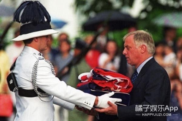 香港什么时候回归祖国，香港什么时候回归祖国市花是什么（背后这4件事有点惊人）