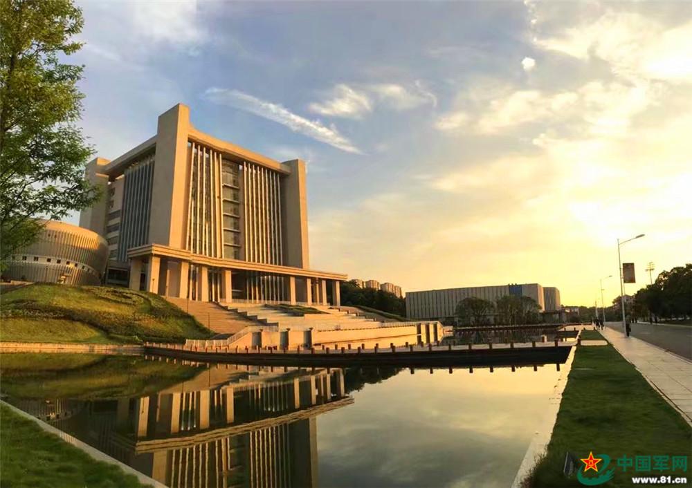 国防科技大学是985还是211?(十大理由证明选择国防科大没有错!