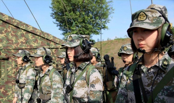 女兵有哪些兵种，女兵有哪些兵种以及身高要求（盘点那些飒爽英姿的女兵）