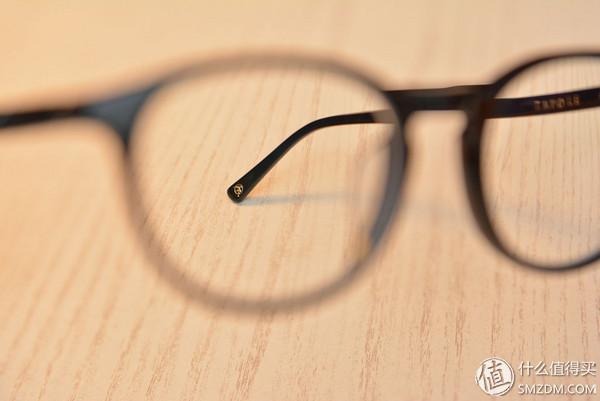 蔡司镜片防伪logo，如何辨别蔡司镜片的真伪（聊聊第一次使用网购配镜——Tapole）