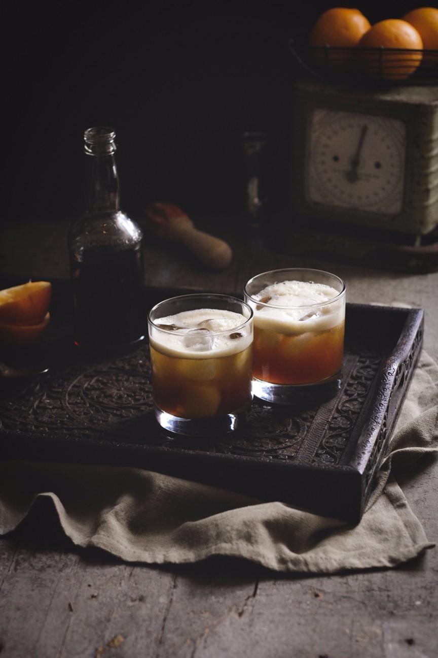 冰糖浆的熬制方法，冰糖怎样熬制糖浆（一个月都不用再买那些满满添加剂的冰镇饮料了）