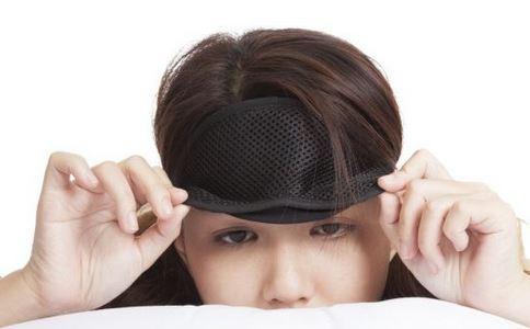 眼罩的作用，护眼眼罩真的有用吗（带眼罩竟能缓解眼睛疲劳）