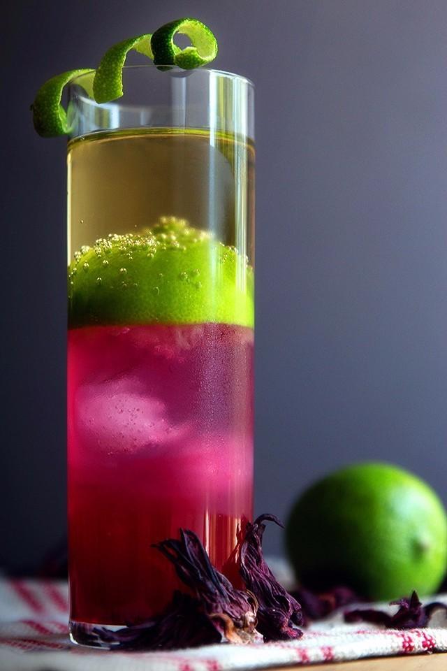 冰糖浆的熬制方法，冰糖怎样熬制糖浆（一个月都不用再买那些满满添加剂的冰镇饮料了）