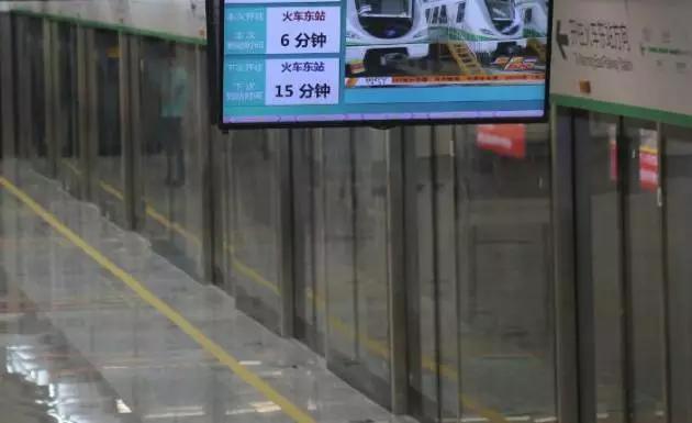 怎样坐地铁流程，怎样坐地铁（这些知识你还不知道明天怎么坐地铁）