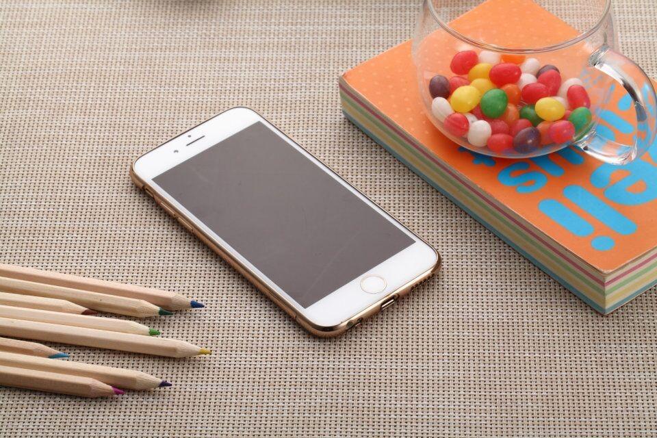 电镀手机壳的优缺点，电镀手机壳会不会掉漆（如何选购到一款好的手机壳）