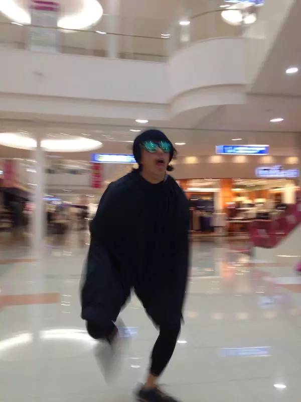 如何一秒变大长腿，一款可以制作长腿照片的软件（如何一秒变大长腿女生）