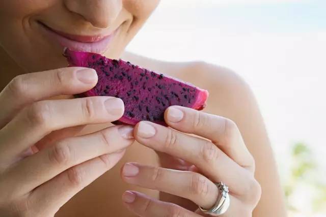 甘蔗是凉性还是热性，红皮甘蔗是凉性还是热性（收藏这份就够了>）