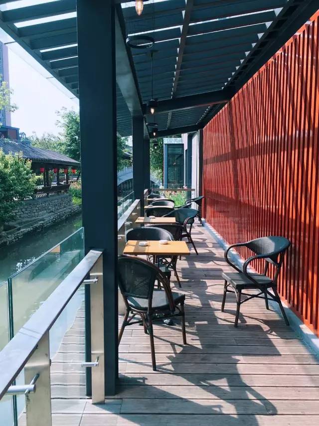 三宅一生官方旗舰店，三宅一生官方旗舰店女装（成都新开了那么多超棒的旗舰店）