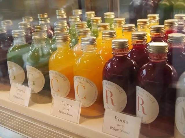 三宅一生官方旗舰店，三宅一生官方旗舰店女装（成都新开了那么多超棒的旗舰店）