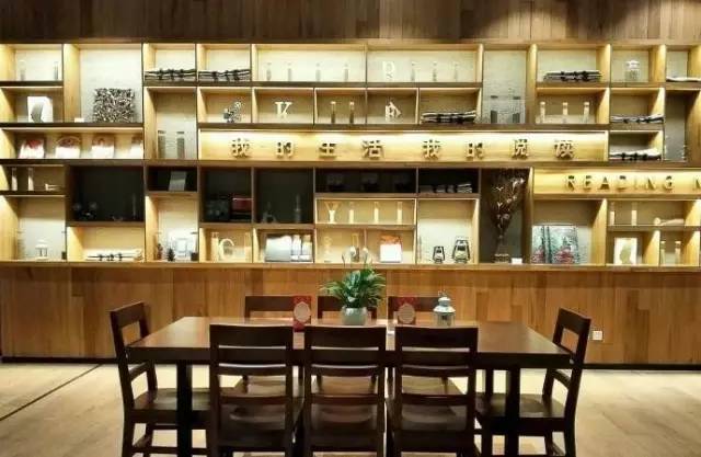 三宅一生官方旗舰店，三宅一生官方旗舰店女装（成都新开了那么多超棒的旗舰店）