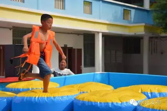 智勇大冲关曝光，高以翔和陈伟霆近况（永州首届水上智勇大冲关）