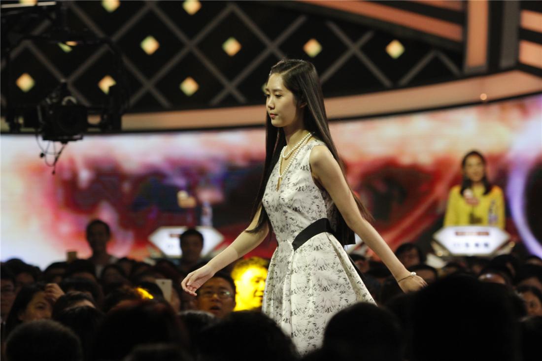 周玉琢王越结婚照,周玉琢 结婚照(《缘来非诚勿扰》女嘉宾牵手男编导)