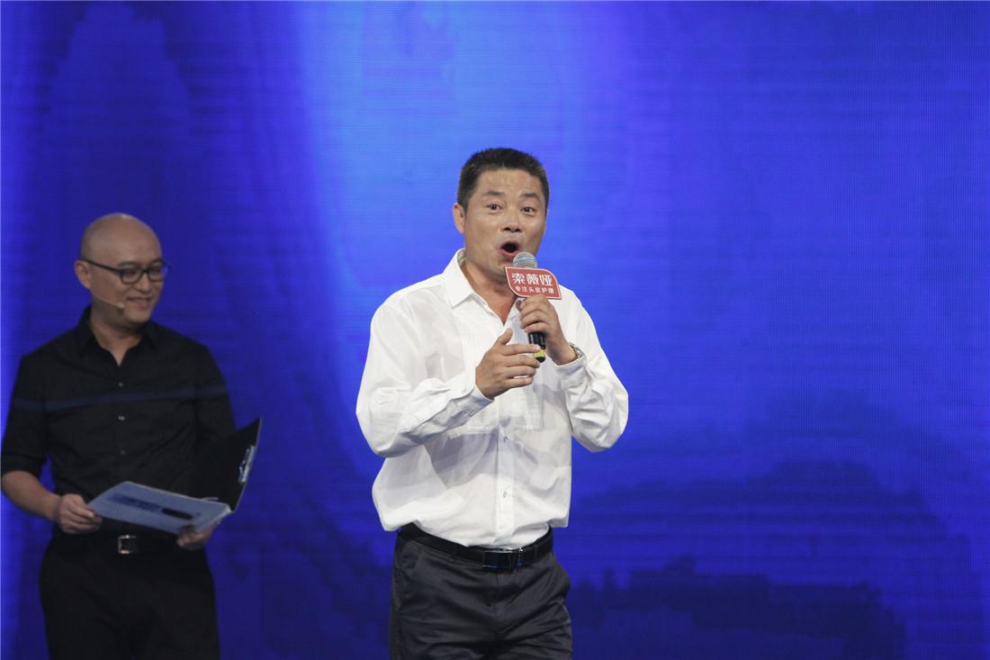 周玉琢王越结婚照，周玉琢 结婚照（《缘来非诚勿扰》女嘉宾牵手男编导）