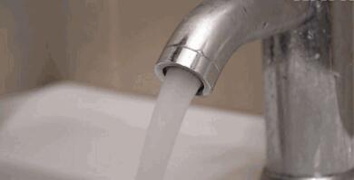 白醋和小苏打清洗洗衣机顺序，白醋和小苏打清洗洗衣机顺序视频（洗衣机里倒点这个）